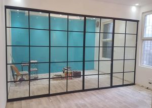 Các mẫu vách ngăn nhôm kính cho văn phòng