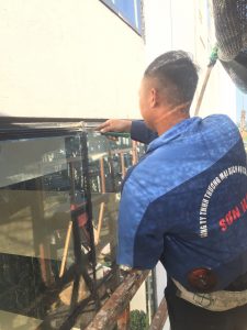 Vách ngăn nhôm kính giá rẻ Hà Nội