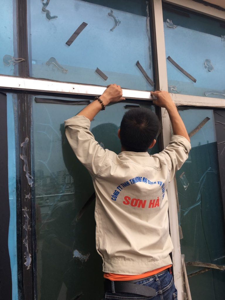 Dịch vụ chống thấm vách nhôm kính tại quận Hoàng Mai